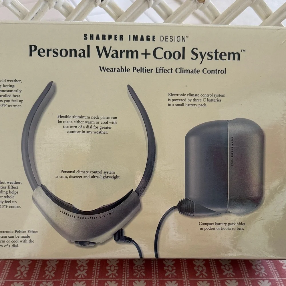 Sharper Image Wearable Climate Control Glasses - Black and Blue